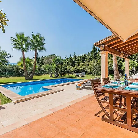 Manyani Villa